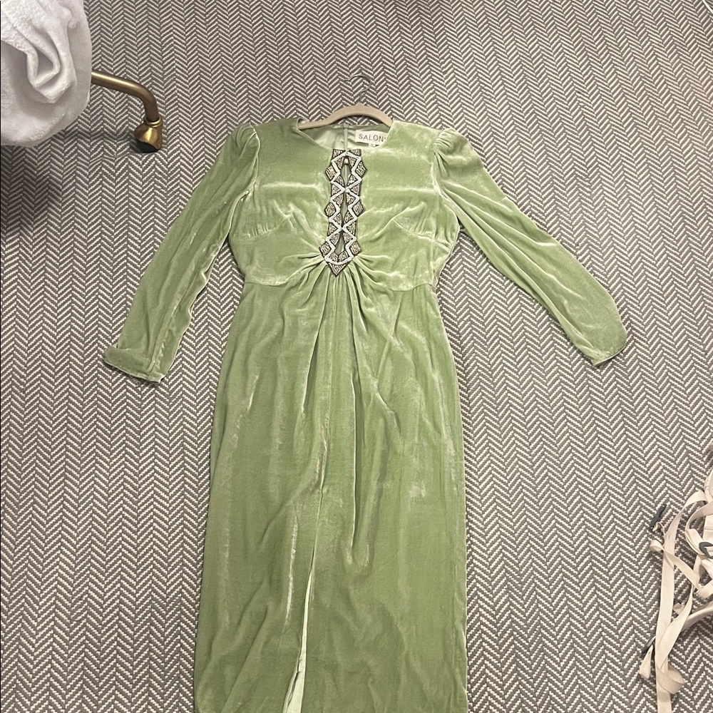 LaQuan Smith Light Green Velvet Long Sleeve Dress